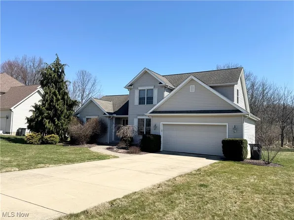 33 Mallards Xing, Canfield, OH 44406