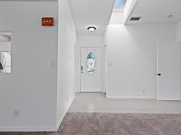 5th image of 6285 Summer Sky Ln