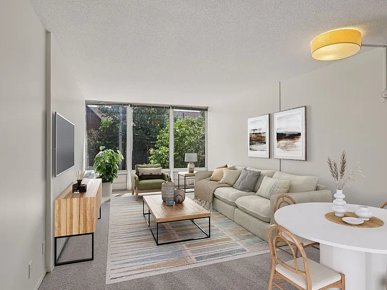 Thornton Place Apartments — Photo 7