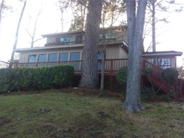 1st image of 1706 W Lake Drive