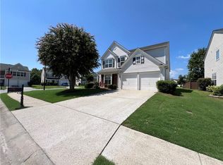 9250 Friarbridge Dr, Suwanee, GA 30024