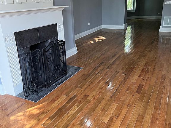 3rd image of 438 E 49th St APT 1