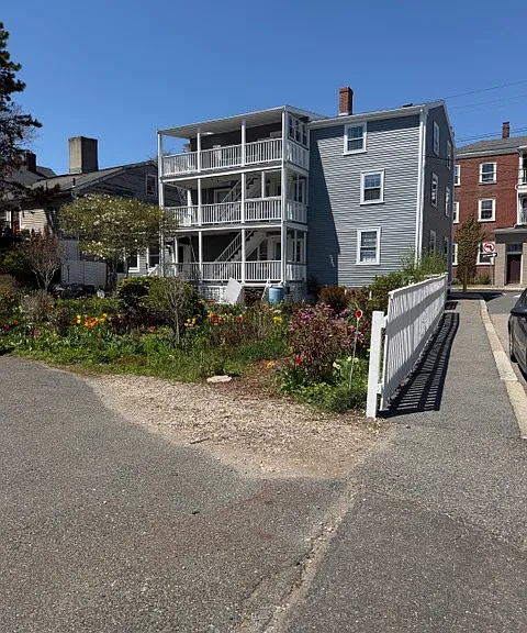 97-99 Derby St #2 — Photo 7