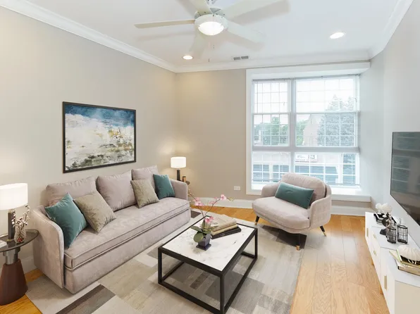 1 S NW Highway, 1 S Northwest Hwy #089b886a1, Park Ridge, IL 60068