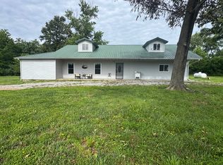 1669 Us Highway 45, Cisne, IL 62823