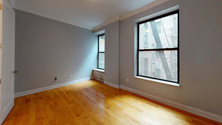 Rented by Bond New York | media 9