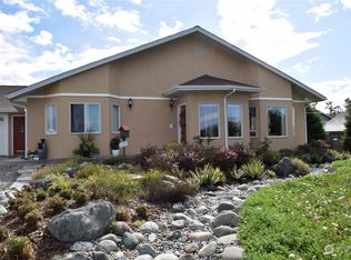 570 E Anderson Rd, Sequim, WA 98382