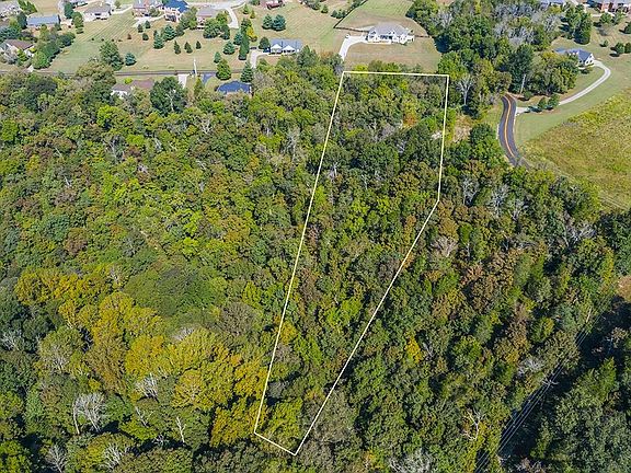 5th image of 536 Avawam Dr