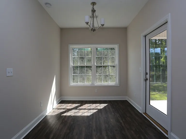 104 Old Auburn Ln — Photo 4
