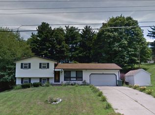 6880 Pinecrest Ave NE, Canton, OH 44721