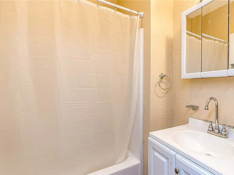 1005 Furman Ave #2 — Photo 7