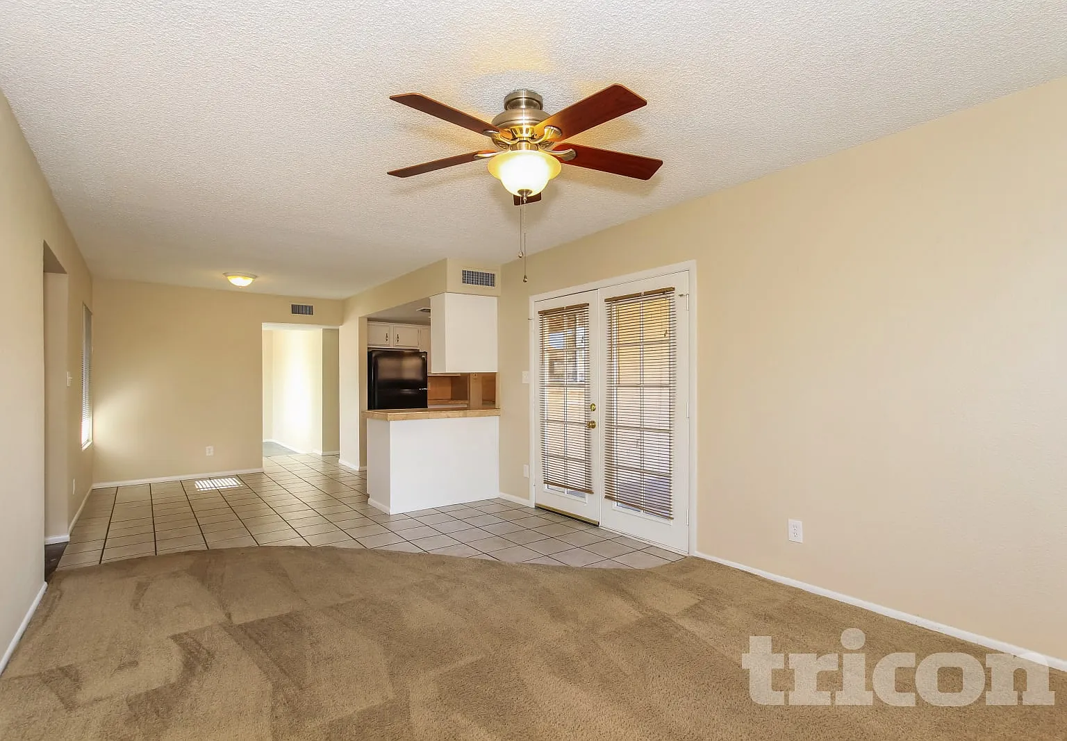 5526 W Angela Drive Glendale AZ — Photo 4
