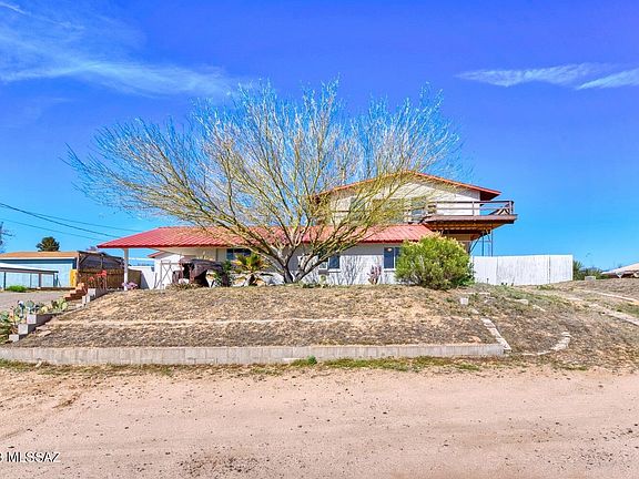 5th image of 406 E Patrick Dr