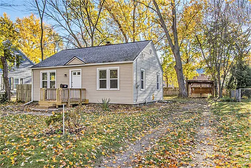 428 Keyes Dr Photo 1
