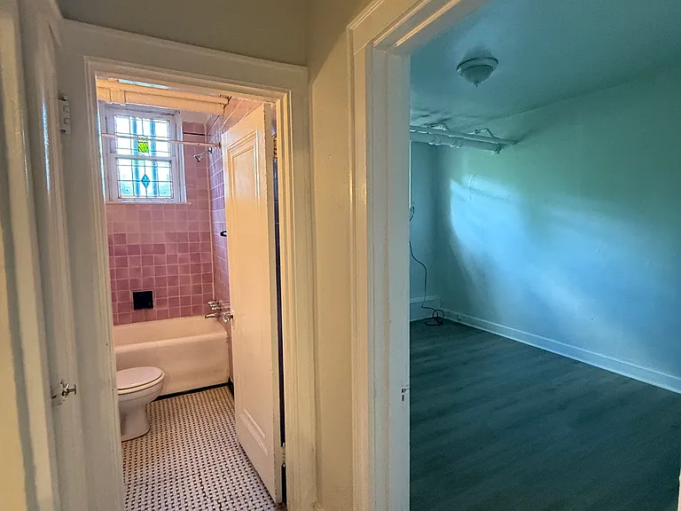 5851 Morrowfield Ave #15 — Photo 9