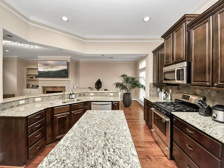 4506 Feagan St #B — Photo 4