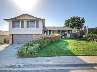8725 Mulvaney Dr, San Diego, CA 92119