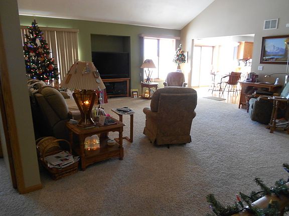 4th image of 2585 Daniel Lewis Dr