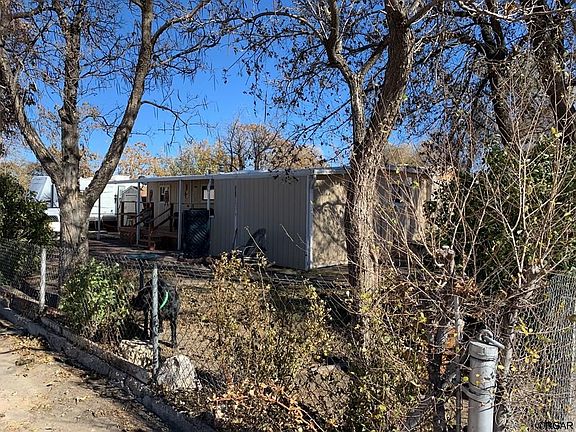 2nd image of 127 E Railroad St