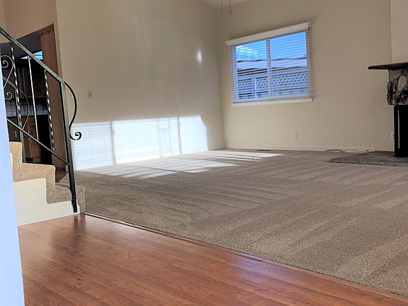 5th image of 330 W Arbor Ave