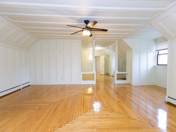 258 Pawtucket Ave FLOOR 2