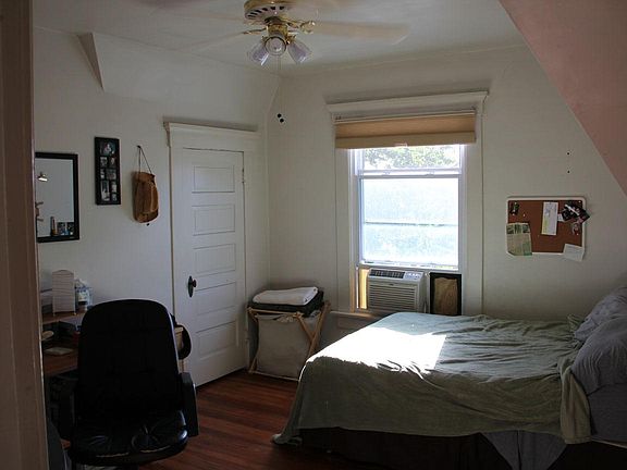 5th image of 217 E Patterson Ave