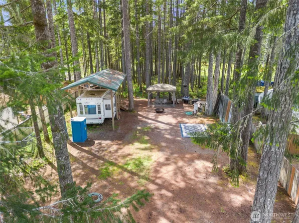 51 N Coho Court, Hoodsport, WA 98548