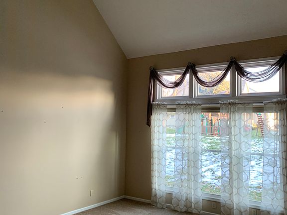 GR-cathedral ceiling 