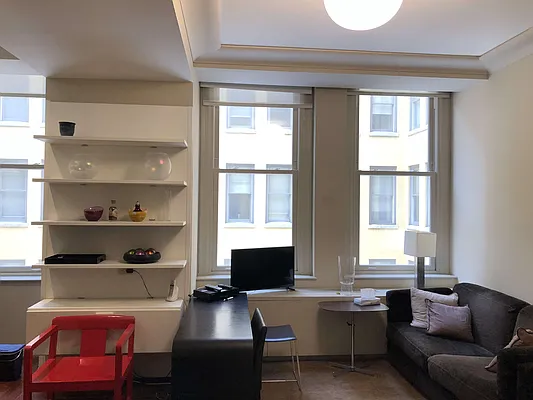 Rented by Metropolis Real Estate of Manhattan | media 46