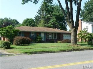 2014 Johnston Dr, Bethlehem, PA 18017