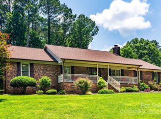2209 Cardinal Loop, Stanley, NC 28164