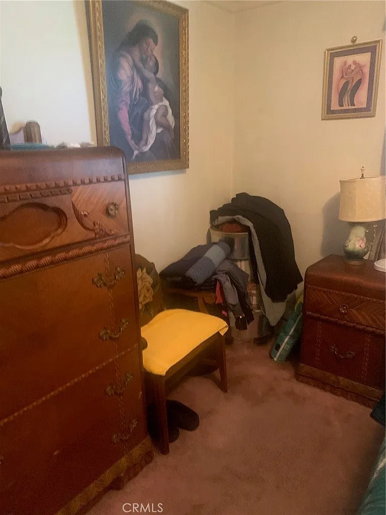 1567 La Salle Ave - Photo 3