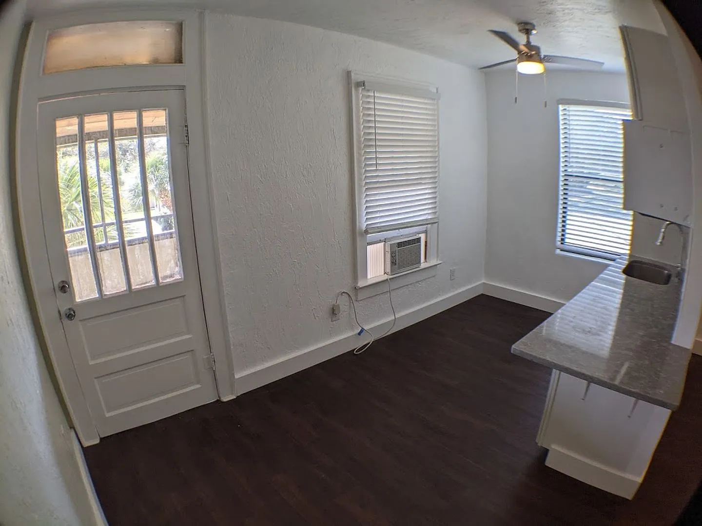 Adorable Rental in the Heart of Nokomis — Photo 3