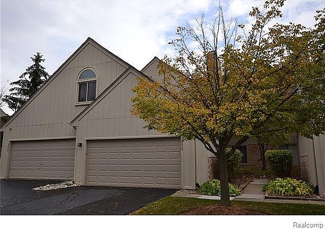 1st image of 29273 Laurel Dr #1