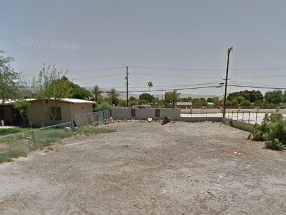 1st image of 52448 Calle Camacho