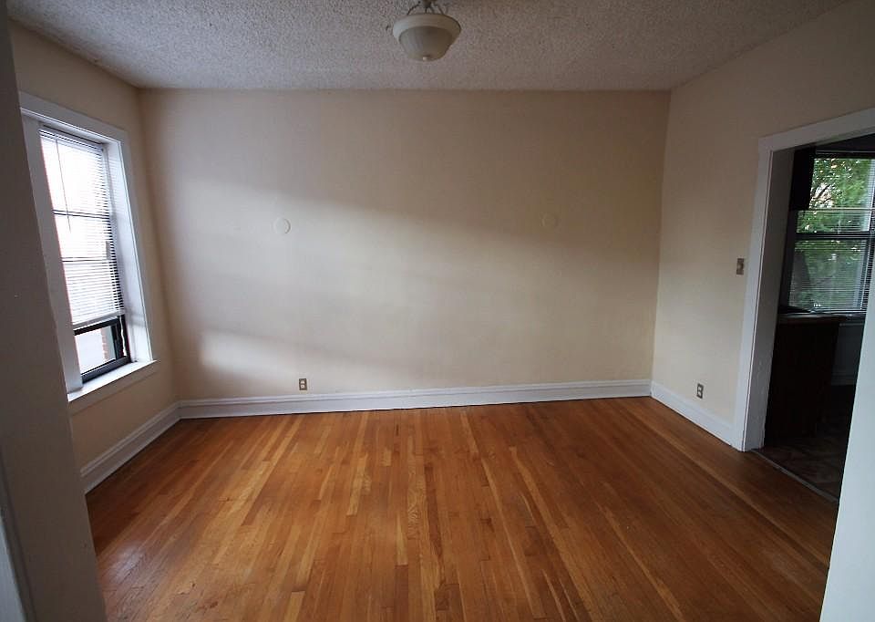 1st image of 3517 N Racine Ave #3525E1