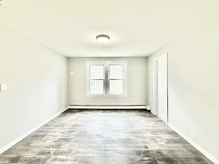 52 Manor St #1 — Photo 10