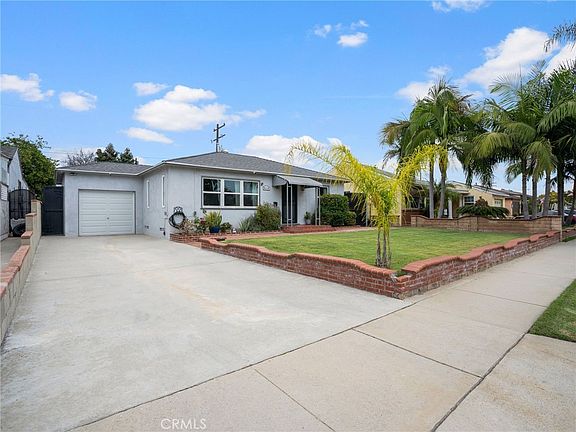4th image of 9419 Townley Dr