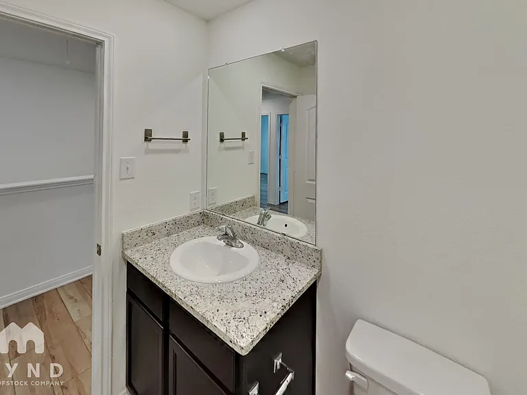 10846 Emerick St — Photo 13