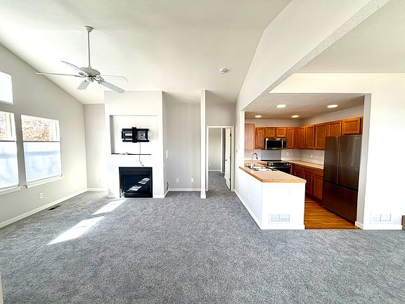 2nd image of 3620 Oakwood Dr #Na
