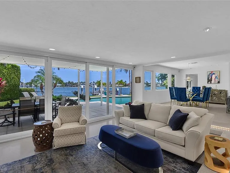2143 Marina Dr — Photo 12