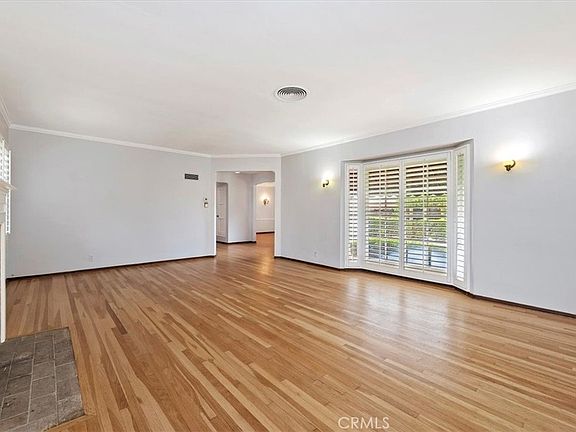 5th image of 3630 Castle Reagh Pl