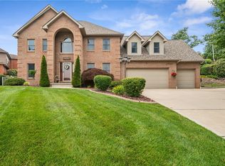 731 Stonebridge Dr, Irwin, PA 15642