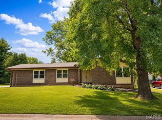 518 Sequoia St, Farmington, MO 63640