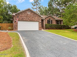 65 Sawmill Rd E, Pinehurst, NC 28374