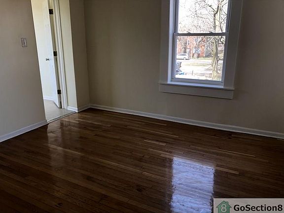 3rd image of 7316 S Dorchester Ave #1