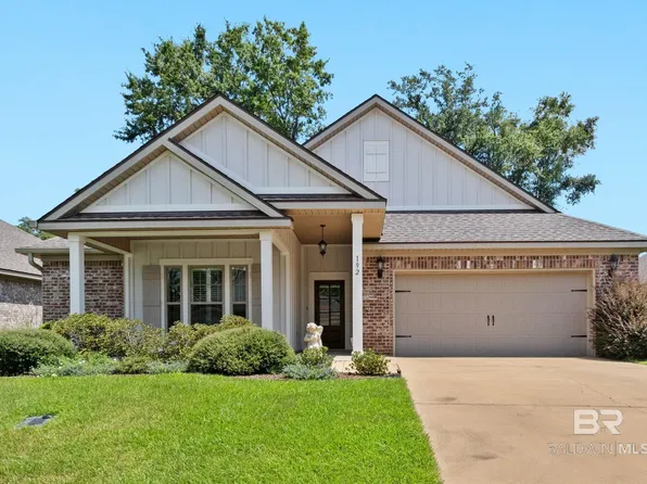 192 Mark Twain Loop, Foley, AL 36535