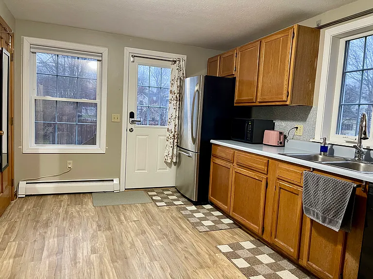 7 Birch Hill Ln #101 — Photo 13