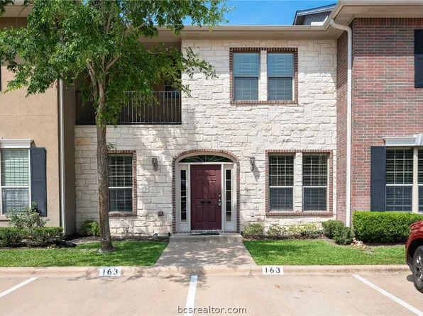 163 Forest Dr, College Station, TX 77840