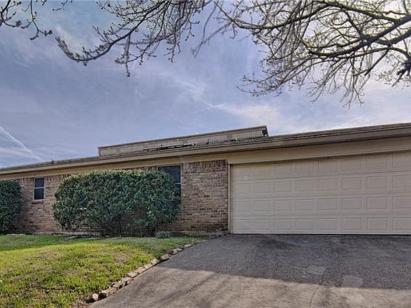 5th image of 7600 Fox River Ct